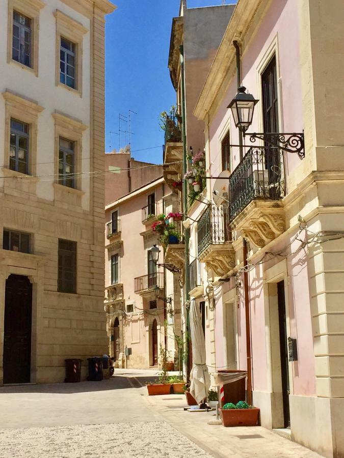 Suite La Piazza By Wonderful Italy سيراكوزا المظهر الخارجي الصورة